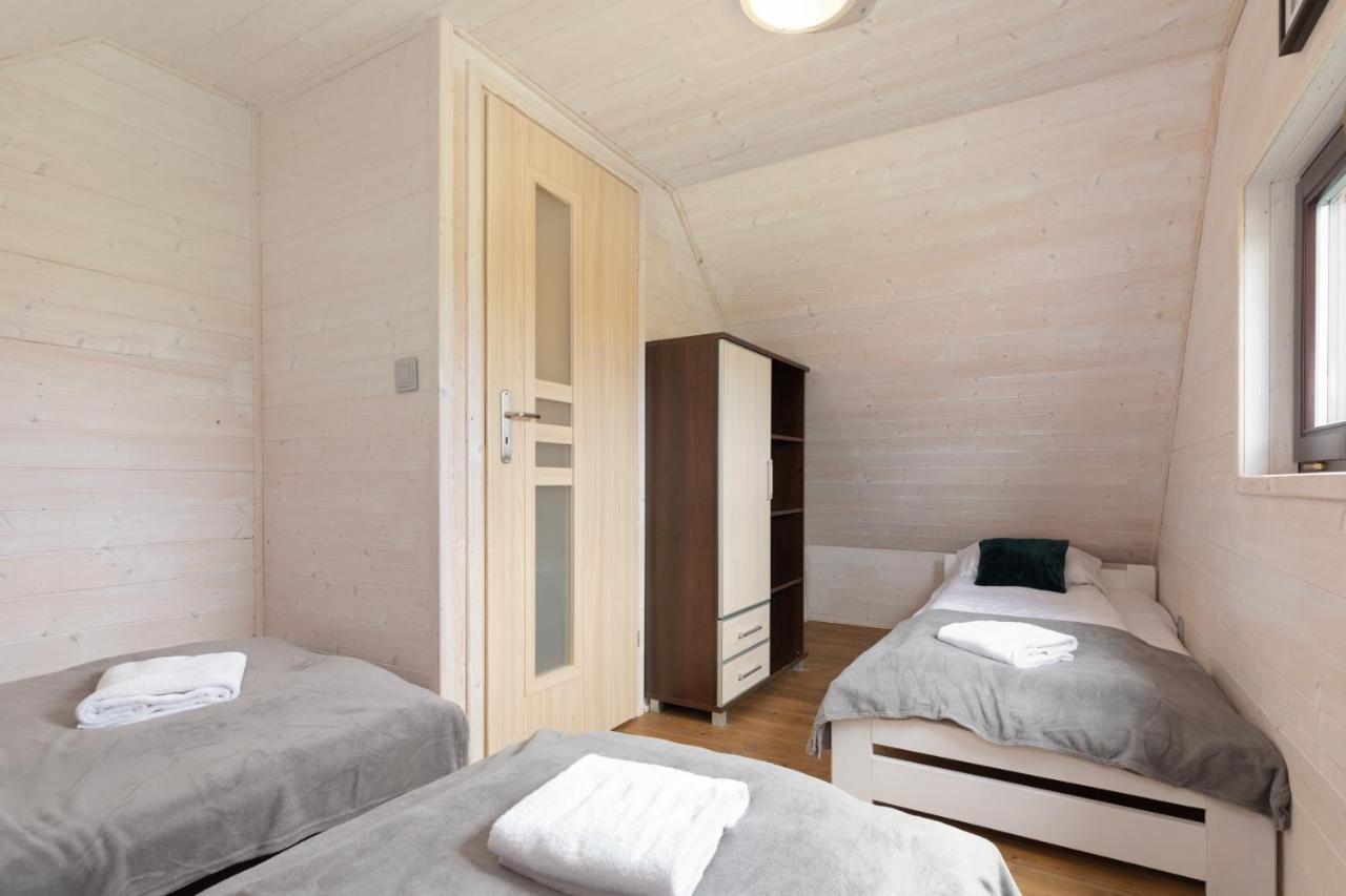 Strzezenice Domek Wakacyjny By Noclegi Renters ภายนอก รูปภาพ